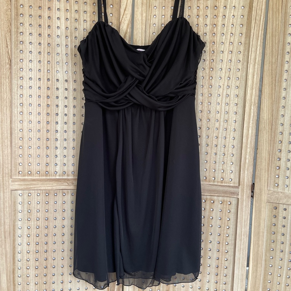 MACY’S Little Black Dresss